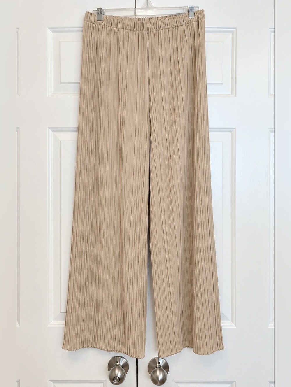 Uniqlo Plisse Wide Leg Pants Beige Minimalist Clean Girl Quiet Luxury Boho S/M - Picture 4 of 11